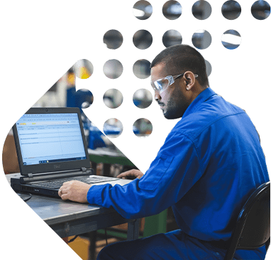 Service engineer providing global SLA support with online and onsite assistance to ensure continuous manufacturing efficiency and operational reliability